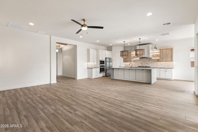 7331 W LISBON Lane, Peoria, AZ 85381