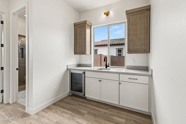 7331 W LISBON Lane, Peoria, AZ 85381