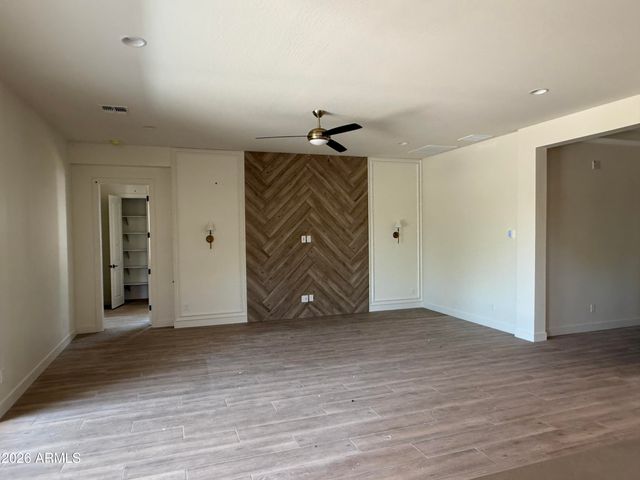 7331 W LISBON Lane, Peoria, AZ 85381