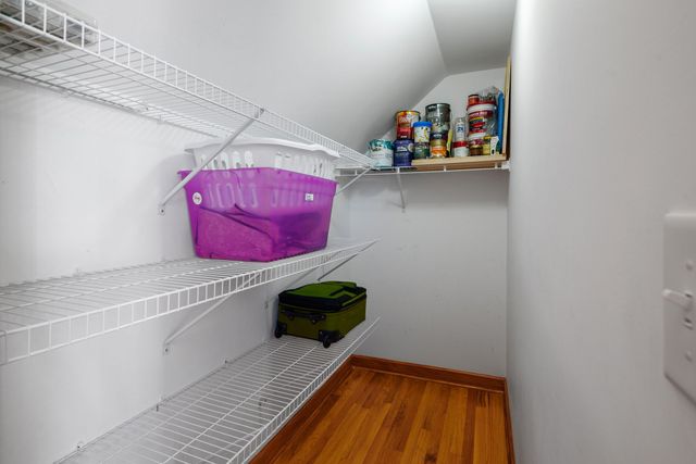 1342 Cardinal Ave, Nashville, TN 37216