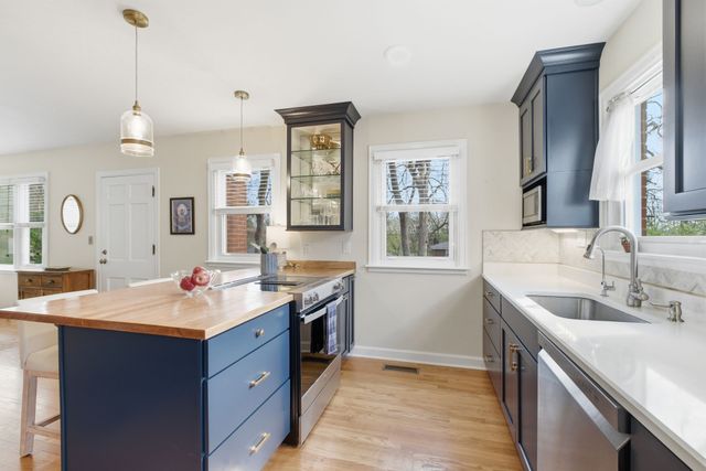 1342 Cardinal Ave, Nashville, TN 37216