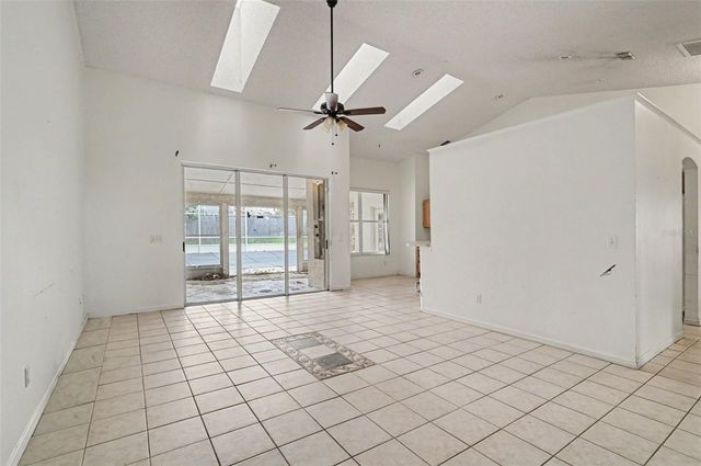 4716 SPANIEL STREET, Orlando, FL 32818
