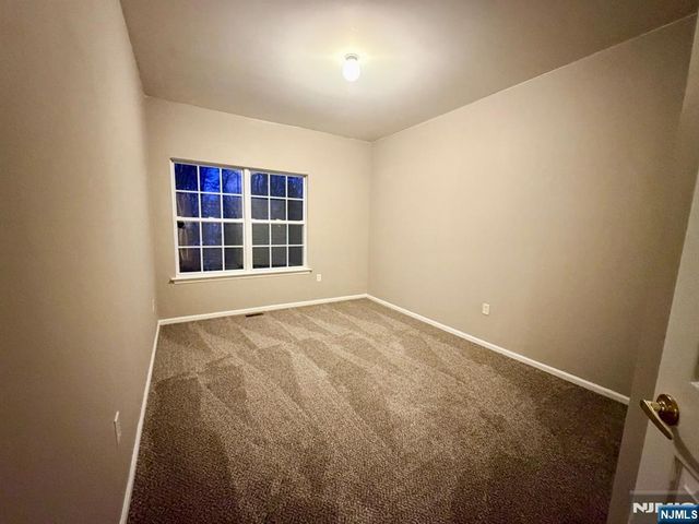 43 Windsor Drive, Lincoln Park Borough, NJ 07035