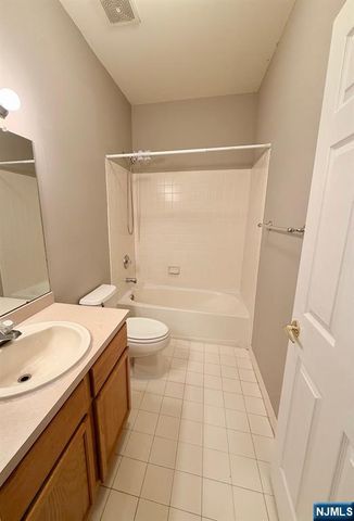 43 Windsor Drive, Lincoln Park Borough, NJ 07035