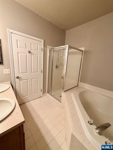 43 Windsor Drive, Lincoln Park Borough, NJ 07035