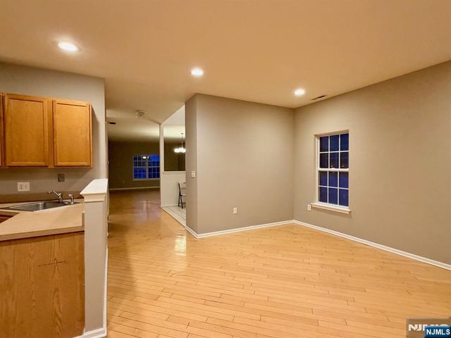 43 Windsor Drive, Lincoln Park Borough, NJ 07035