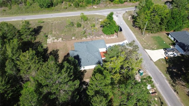 102 MALAUKA TRAIL, Ocklawaha, FL 32179