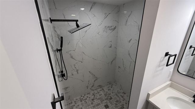 102 MALAUKA TRAIL, Ocklawaha, FL 32179