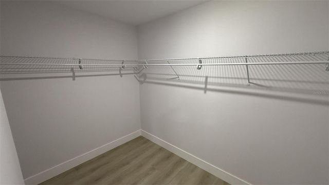 102 MALAUKA TRAIL, Ocklawaha, FL 32179