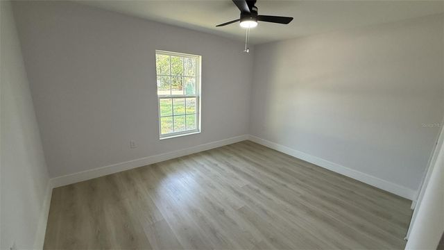 102 MALAUKA TRAIL, Ocklawaha, FL 32179