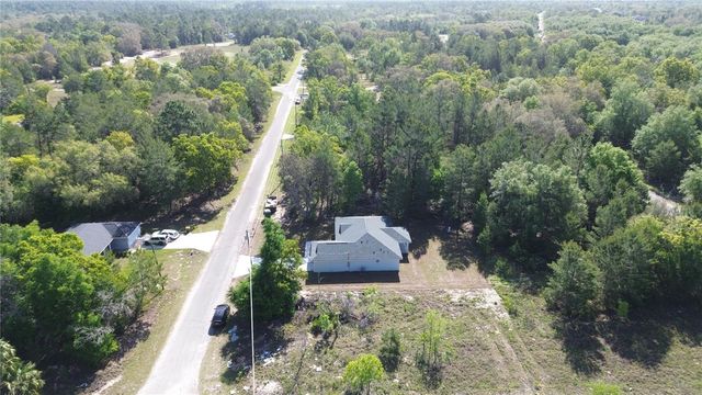 102 MALAUKA TRAIL, Ocklawaha, FL 32179