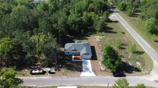 102 MALAUKA TRAIL, Ocklawaha, FL 32179