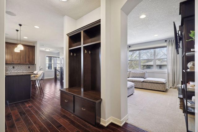 2019 Louisiana Avenue S, Saint Louis Park, MN 55426