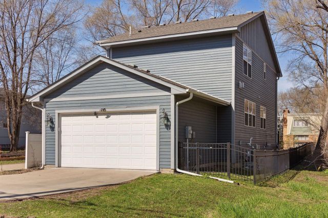 2019 Louisiana Avenue S, Saint Louis Park, MN 55426