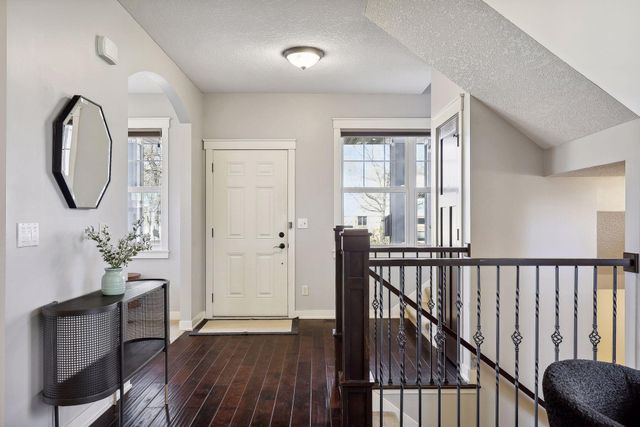 2019 Louisiana Avenue S, Saint Louis Park, MN 55426