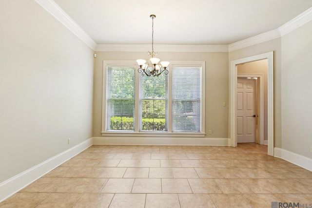 12119 Lake Estates Ave, Baton Rouge, LA 70810