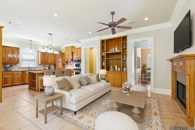 12119 Lake Estates Ave, Baton Rouge, LA 70810