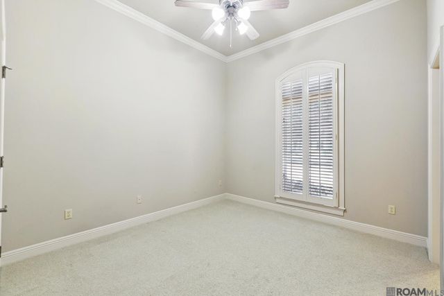 12119 Lake Estates Ave, Baton Rouge, LA 70810