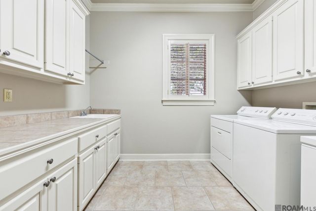 12119 Lake Estates Ave, Baton Rouge, LA 70810