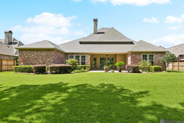 12119 Lake Estates Ave, Baton Rouge, LA 70810