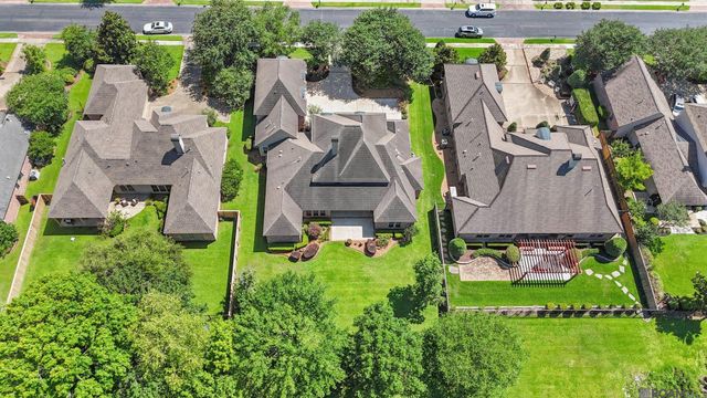 12119 Lake Estates Ave, Baton Rouge, LA 70810