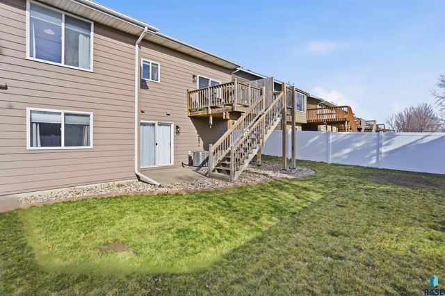 4400 S Key Ave Avenue, Sioux Falls, SD 57106