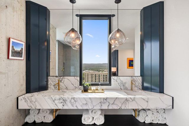 222 West Ave 2301, Austin, TX 78701