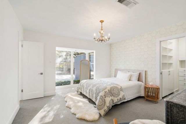 7702 Woodway Drive, Houston, TX 77063