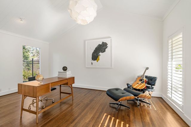 7702 Woodway Drive, Houston, TX 77063