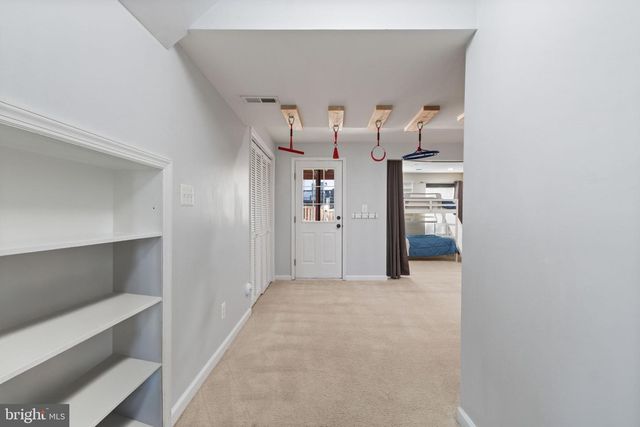 9653 INNERWICK PL, Bristow, VA 20136