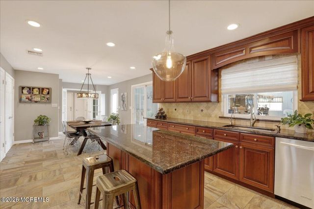 159 Oakland Mills Road, Manalapan, NJ 07726