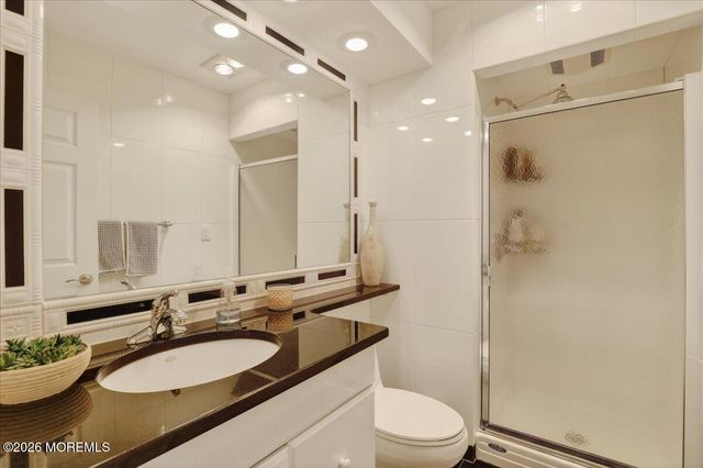 159 Oakland Mills Road, Manalapan, NJ 07726