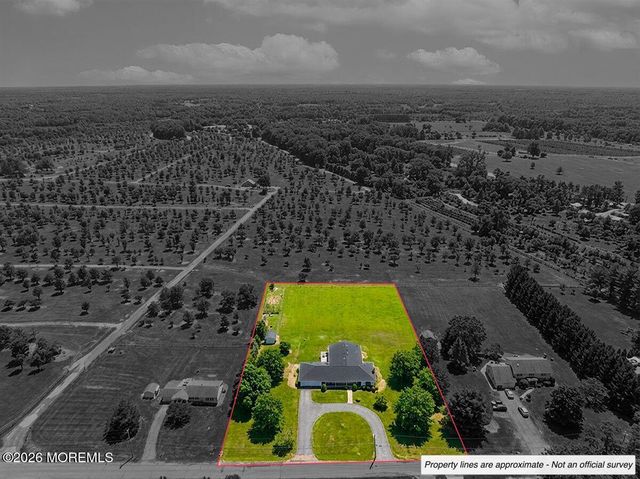 159 Oakland Mills Road, Manalapan, NJ 07726