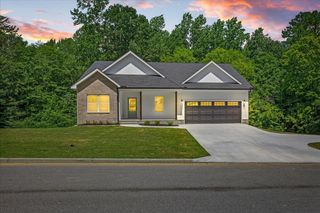 305 Shadows Lawn Drive, Athens, TN 37303