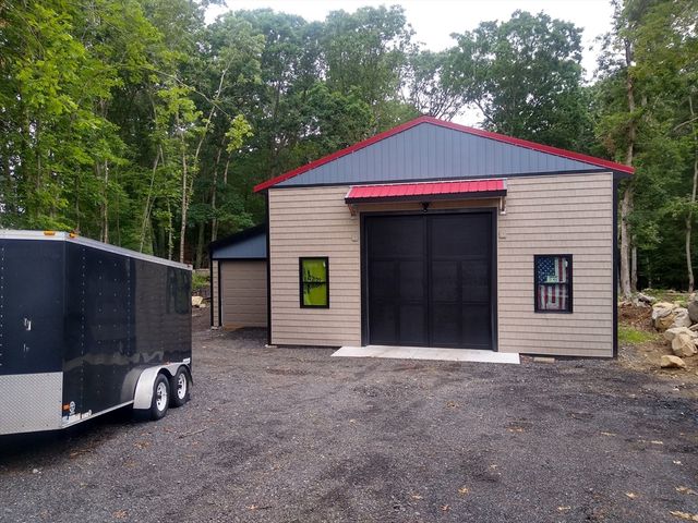 390 Read St, Seekonk, MA 02771