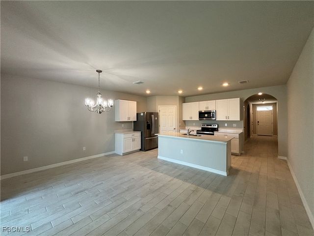 20461 Camino Torcido LOOP, North Fort Myers, FL 33917