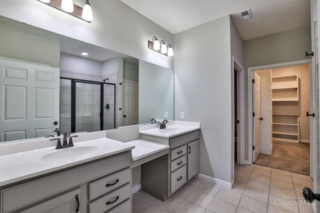 5009 South Castle Court, Liberty Twp, OH 45011