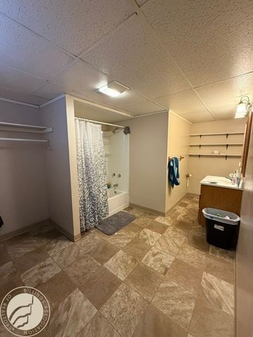 1508 11th Street West, Billings, MT 59102