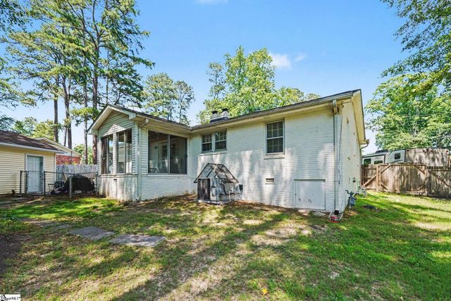 120 Carlton Drive, Mauldin, SC 29662