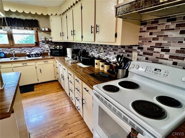 298 Maple Ridge Road, Dekalb, NY 13681