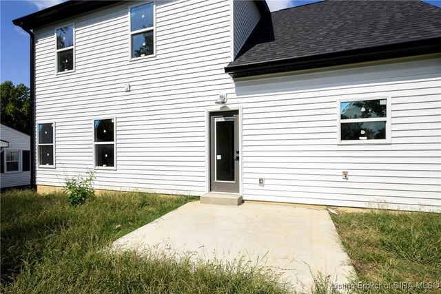 1651 Summit Avenue, New Albany, IN 47150