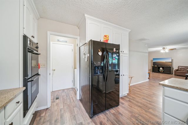 1210 E 10th Street, Sand Springs, OK 74063