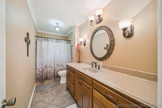 1210 E 10th Street, Sand Springs, OK 74063