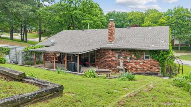 1210 E 10th Street, Sand Springs, OK 74063