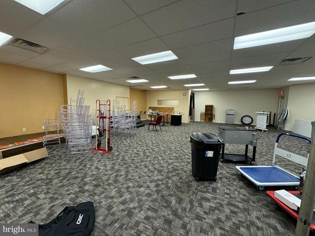 1 E MARKET ST #103, York, PA 17401