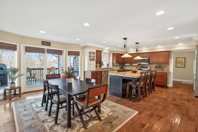 11804 Waterford Road, Eden Prairie, MN 55347