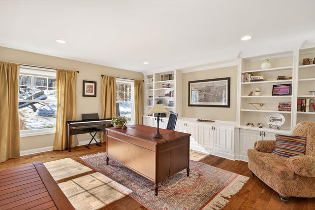 11804 Waterford Road, Eden Prairie, MN 55347