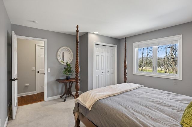 11804 Waterford Road, Eden Prairie, MN 55347