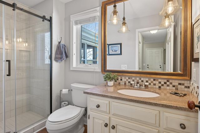 11804 Waterford Road, Eden Prairie, MN 55347