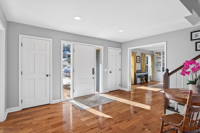 11804 Waterford Road, Eden Prairie, MN 55347